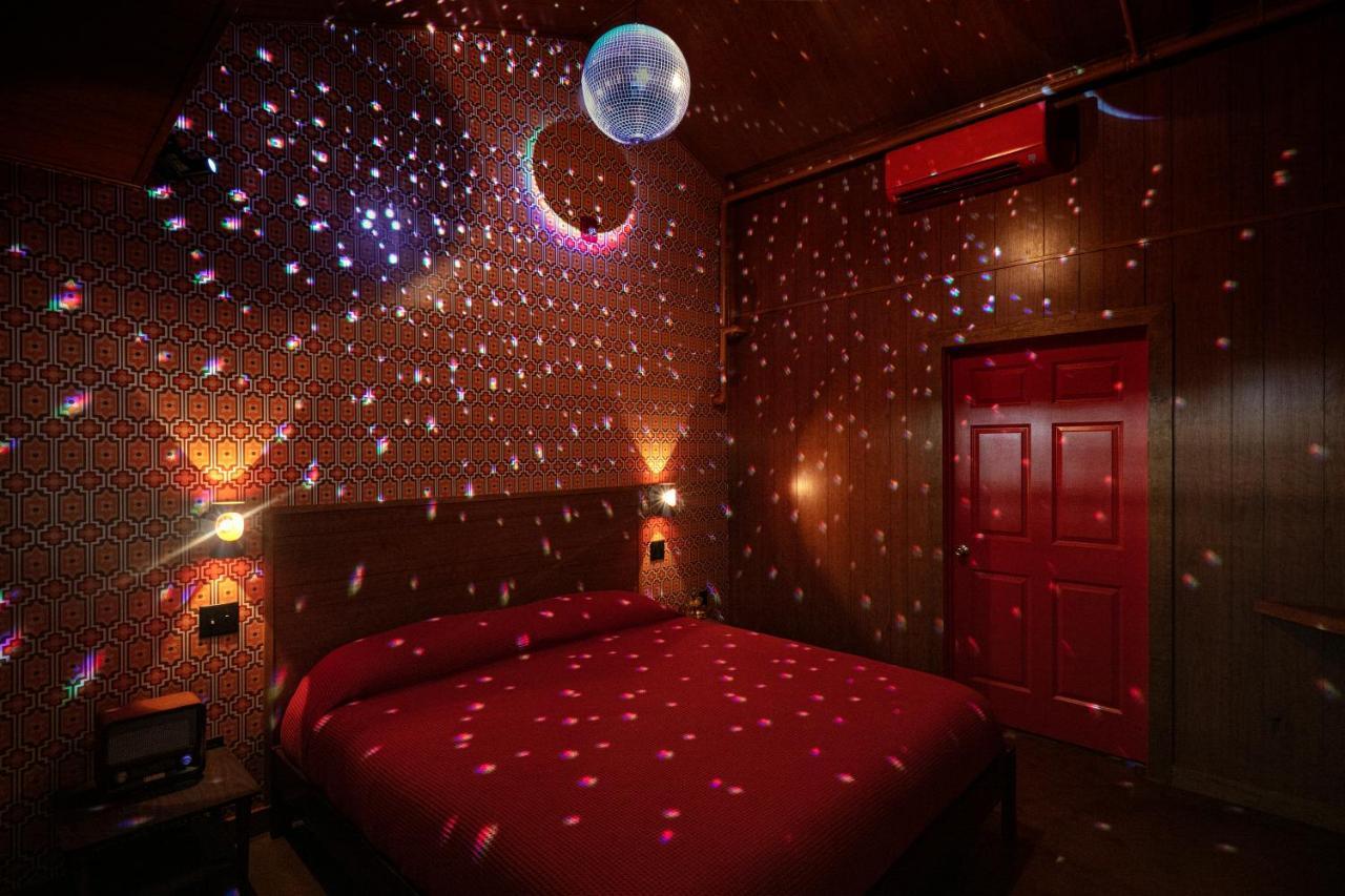 The Dive Motel And Swim Club 내슈빌 외부 사진